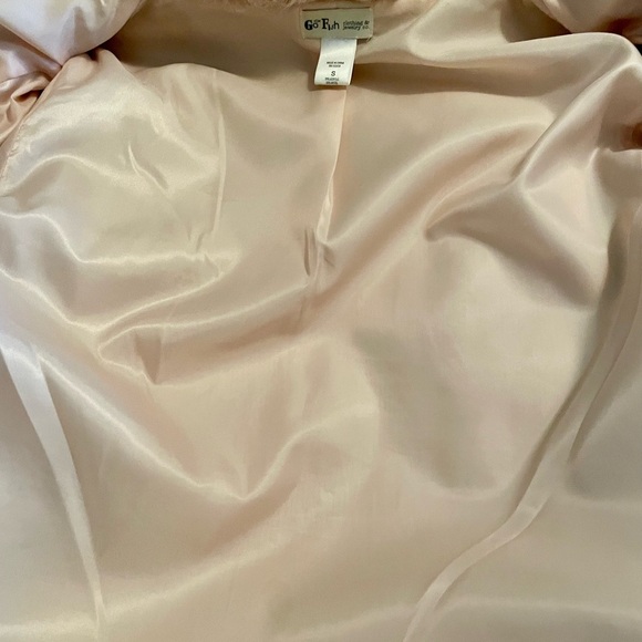 Go Fish Women’s Faux Fur Coat, Size M, Barbie Pink, Luxurious and Soft! - Picture 8 of 11